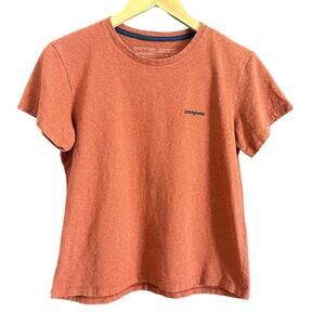 PATAGONIA | Boys Recycled Mountain Logo Spell Out Tee Shirt | Size Medium